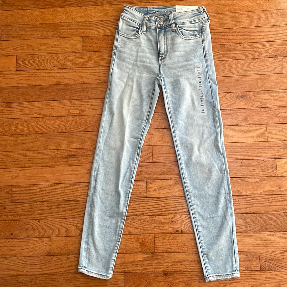 NWT American Eagle Hi-Rise Jegging